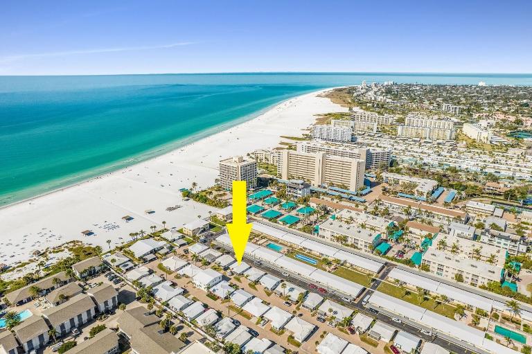 Comfort in a Beachside Haven - Aloha Kai #17 - Roelens - B&B Siesta Key