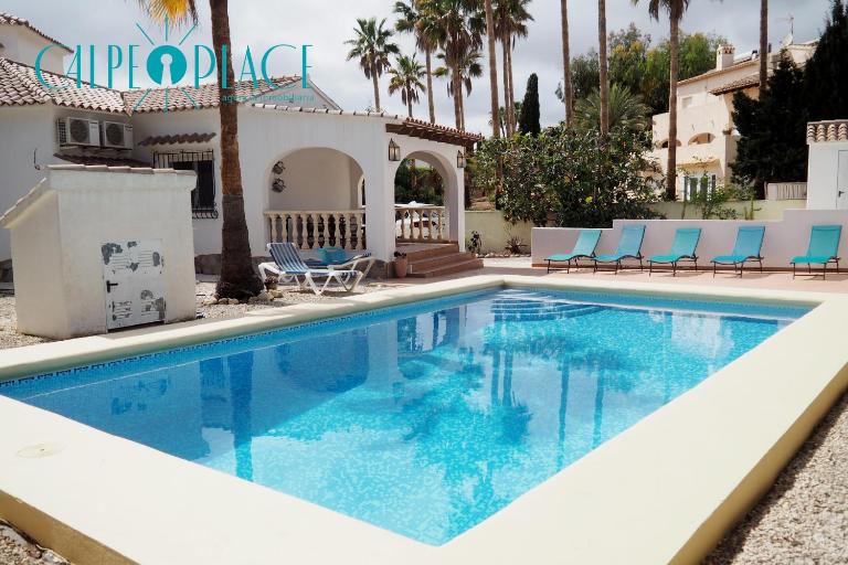 Carrió Villa con piscina privada - B&B Calpe