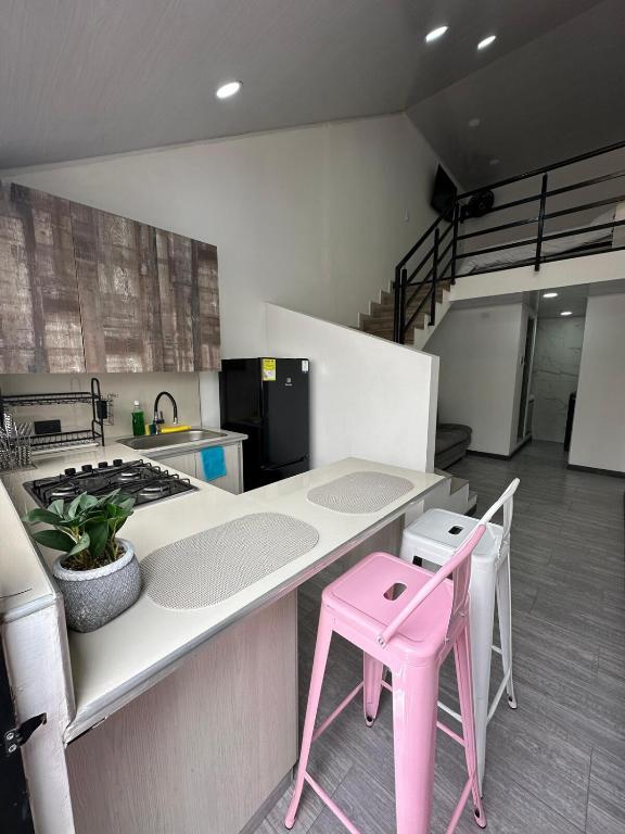303 Aparta-estudio Ciudad Jardin Norte - B&B Bogotá