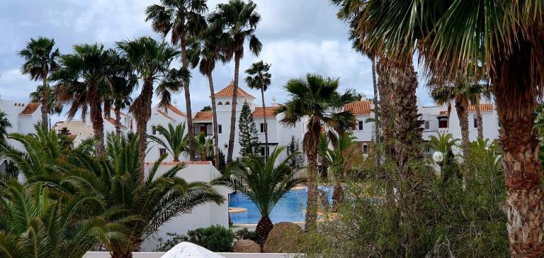 Casa Tomate en Golf Center Pueblo - B&B Roquetas de Mar
