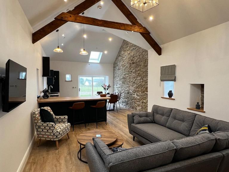 Beudy Tanrallt in Isle of Anglesey - B&B Llanfachraeth