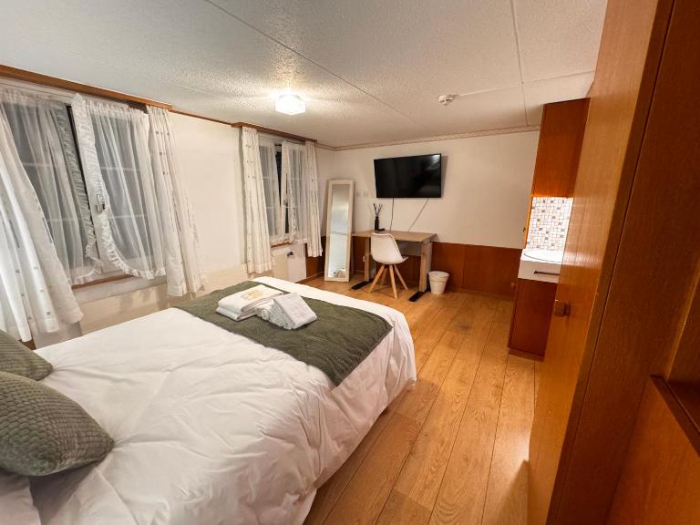 HausHarder Rooms - Bed and Breakfast Gommiswald
