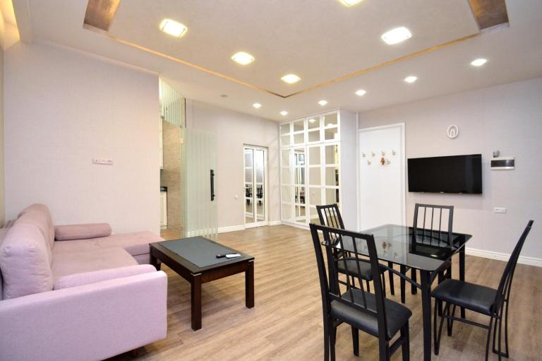 City Center Apartment - B&B Ereván