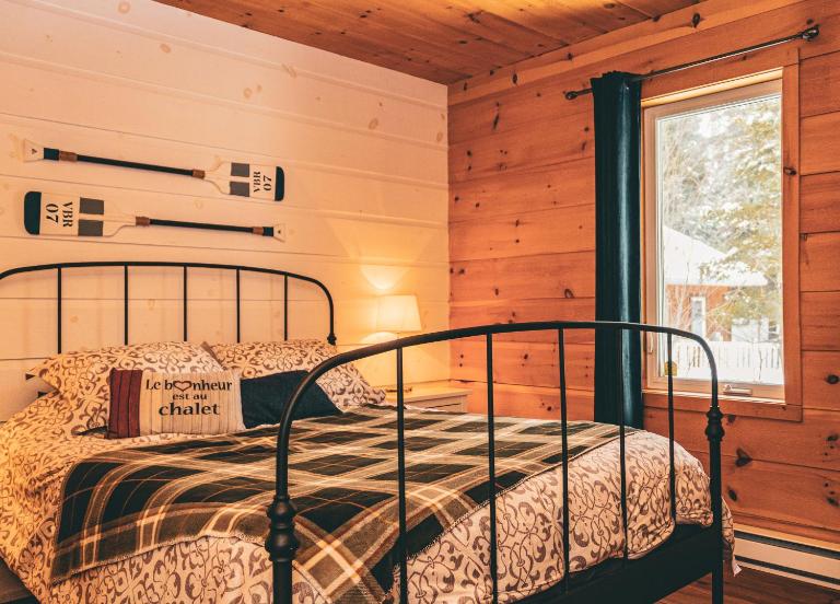 Chalet Le Cozy, Spa et Sauna - B&B Notre-Dame-de-la-Merci