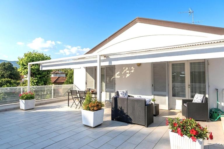 Appartamento La Terrazza - Bed and Breakfast Pietrasanta