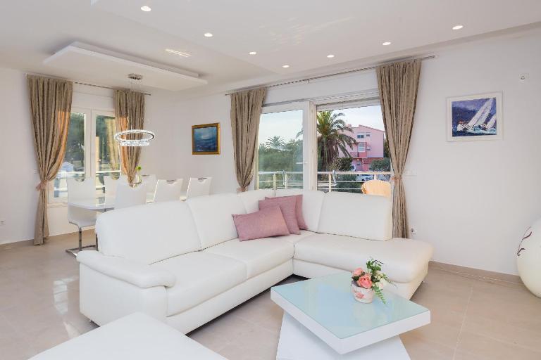 The Adriatic Pearl Split - Ferienwohnung Podstrana
