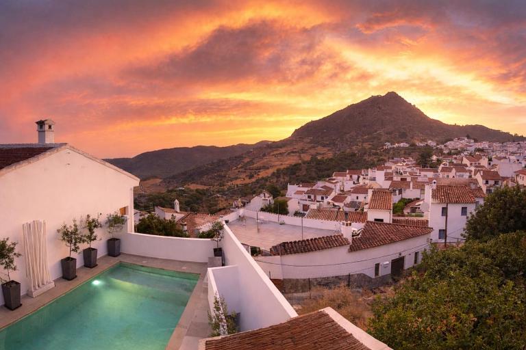 Luxury Designer Villa, Heated Pool, Panoramic Views Africa - B&B Gaucín