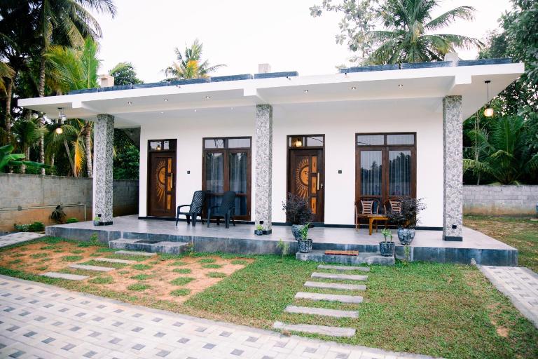 Paddy Breeze Villa - B&B Batigama