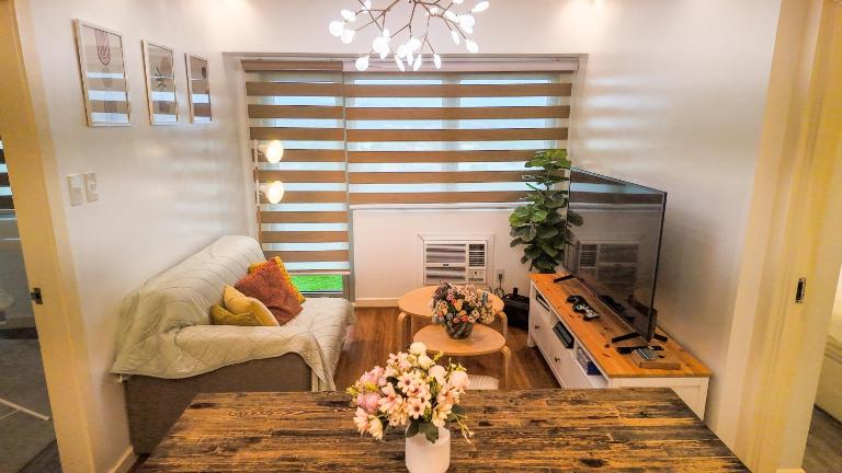 Relaxing Mountain View 2BR Fast WiFi and PS5 - B&B Manila