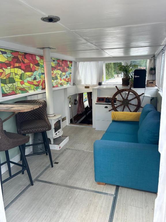 Barge in central Cambridge - B&B Cambridge