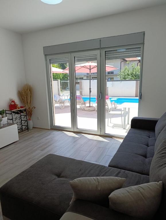 Vila Komfor - B&B Jajinci