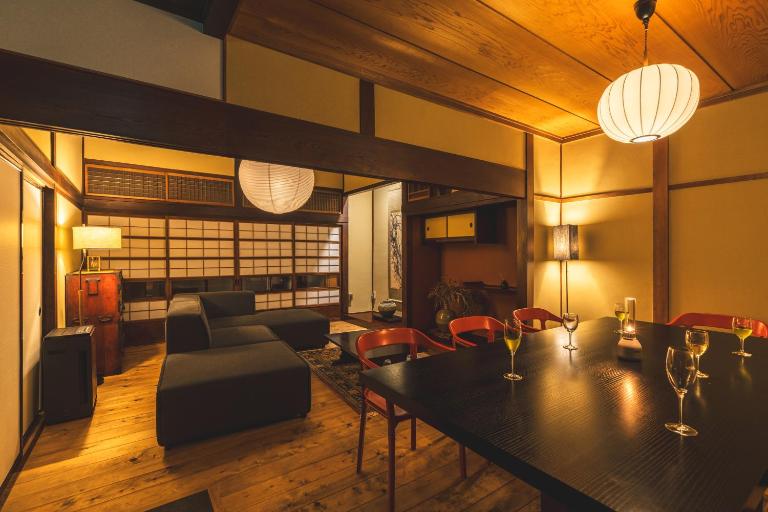 城下町の一棟貸し 今来 Konrai - Private-use guesthouse - B&B Matsumoto