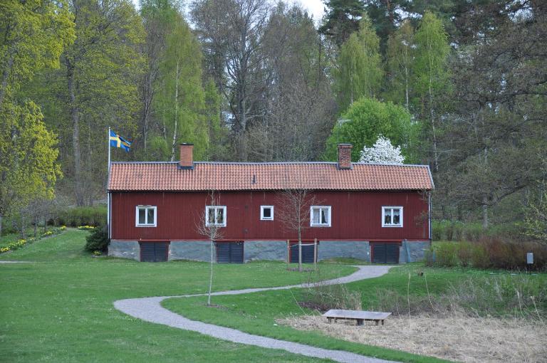 The Gardener House - Grönsöö Palace Garden - B&B Kårnäs