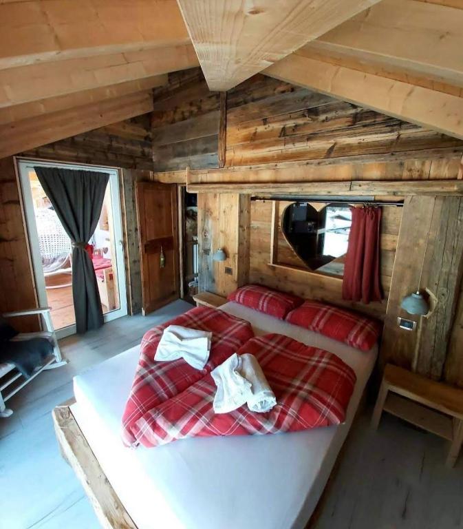 Cuore Tana dell'Orso - B&B Campitello di Fassa
