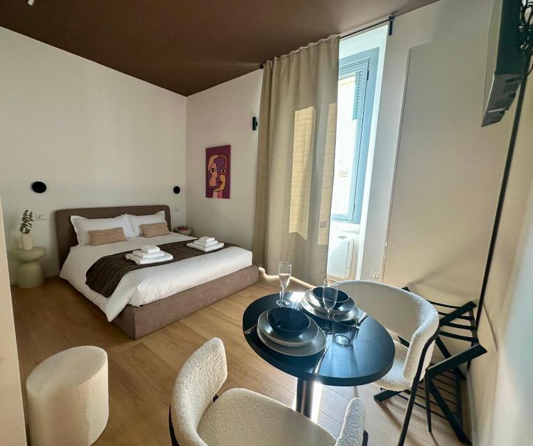 AURA Milano Studio Navigli - B&B Milan