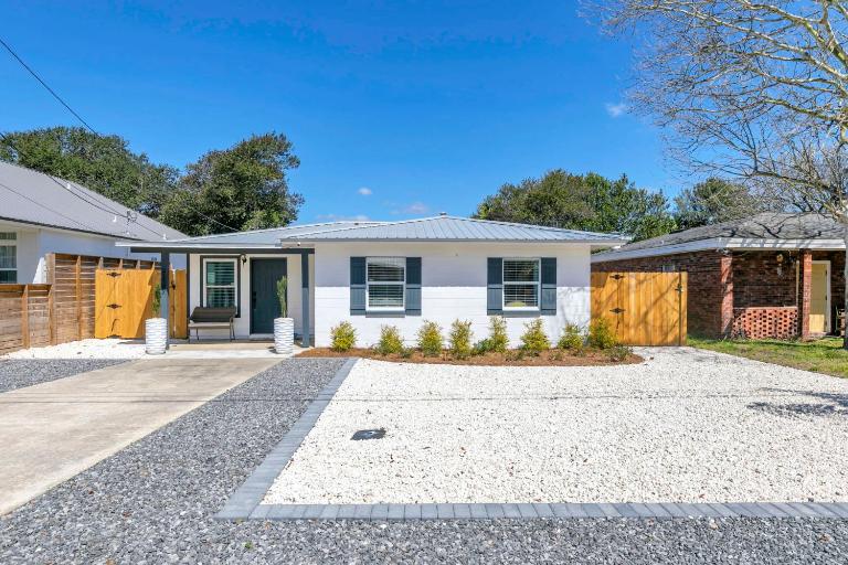 The White Sandcastle by Emerald Coast Retreats - B&B Panama City Beach