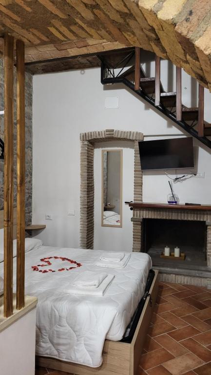 Romantic House-Il Rifugio del Lago fronte lago - Chambres d'hôtes Anguillara Sabazia