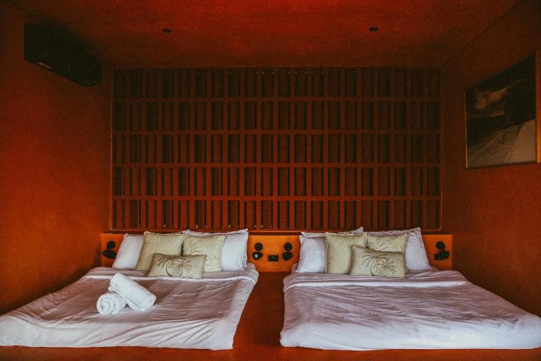C South Hideout - B&B Butong