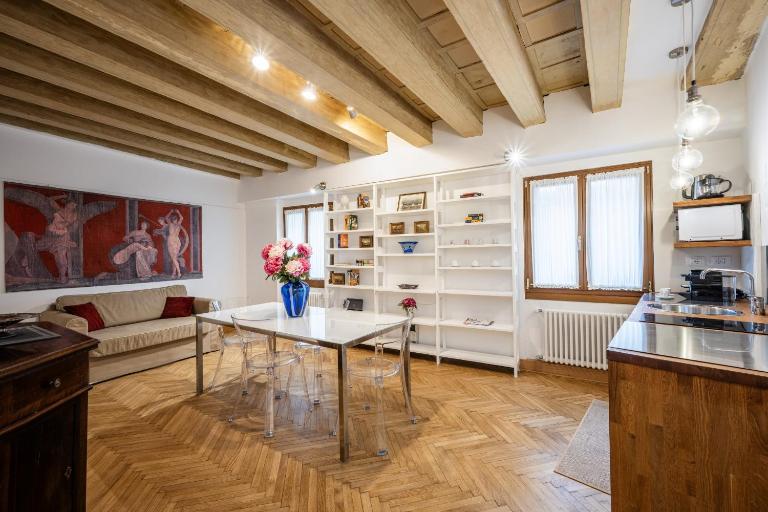 Paruta Corte Nascosta Apartment - B&B Venezia