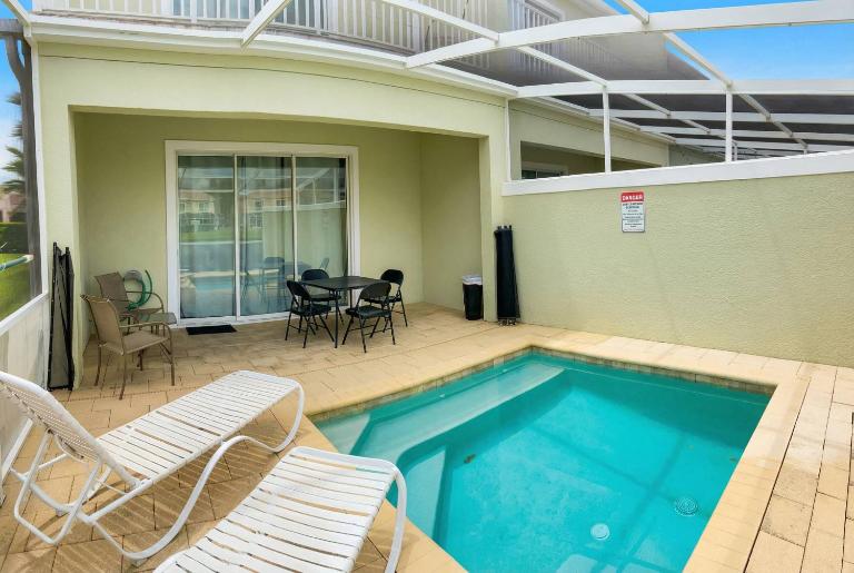3BR Home w Pool Near Disney - Ferienwohnung Orlando