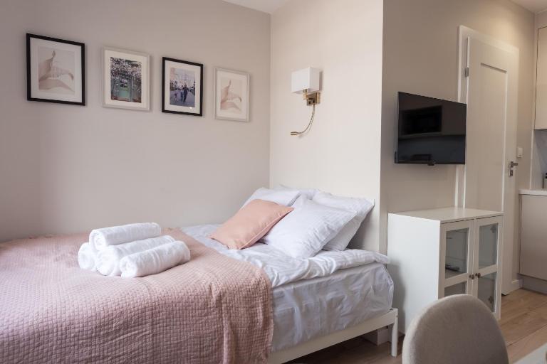 Apartament Daisy Pszczyna Centrum - Darmowy Parking - Bed and Breakfast Pszczyna