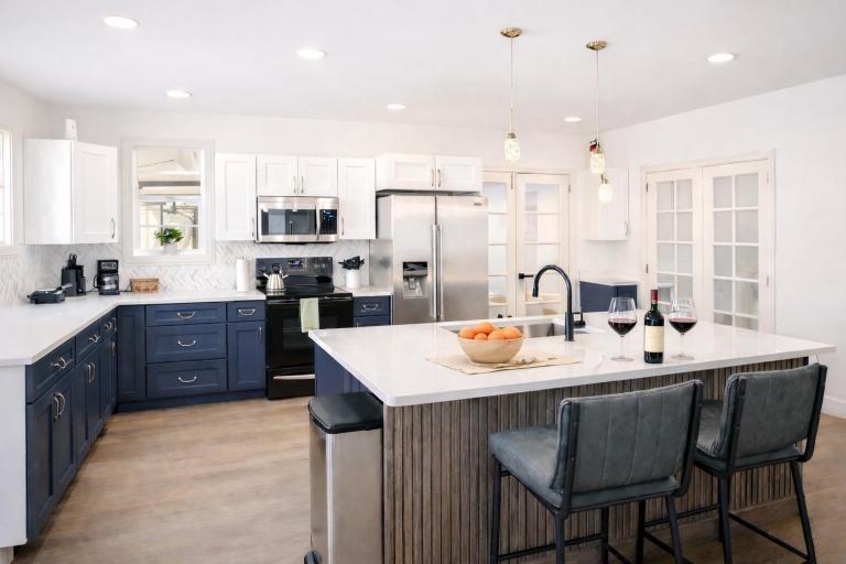 5 Bedroom Home Sleeps 10, Avondale Jacksonville, Ping Pong, Screened Porch, Parking - B&B Jacksonville