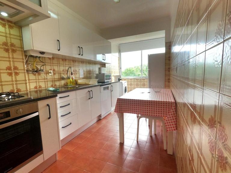 Carcavelos, 3 bedroom renovated, S. D. Rana - Ferienwohnung Carcavelos