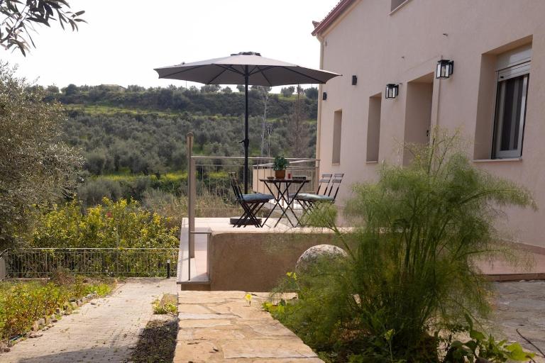 Sarantou House - B&B Koróni