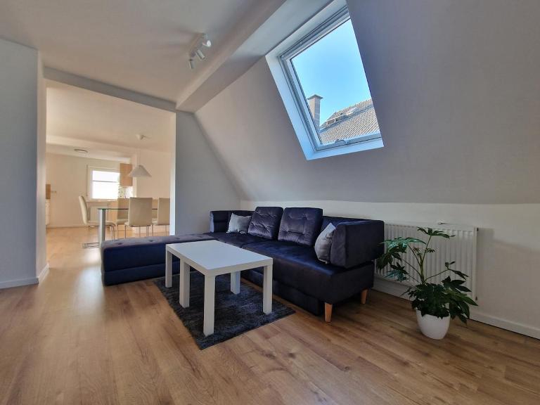 Modern apartment with a friendly atmosphere - Ferienwohnung Bürstadt