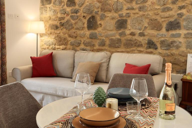 Cozy House in San Rocco - B&B Bolsena