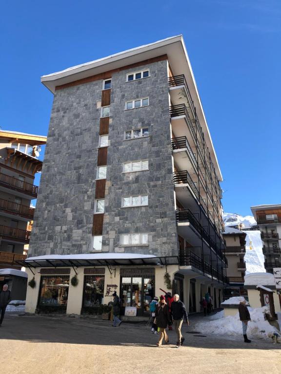 Small flat 50 m from the slopes - Chambres d'hôtes Breuil-Cervinia