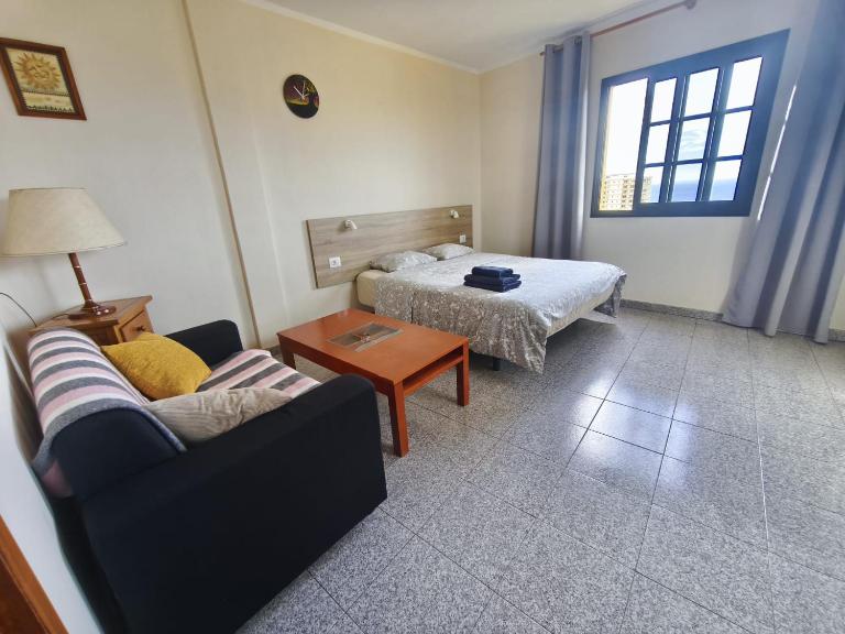 Big Room at Villa Lila - B&B Puerto de la Cruz