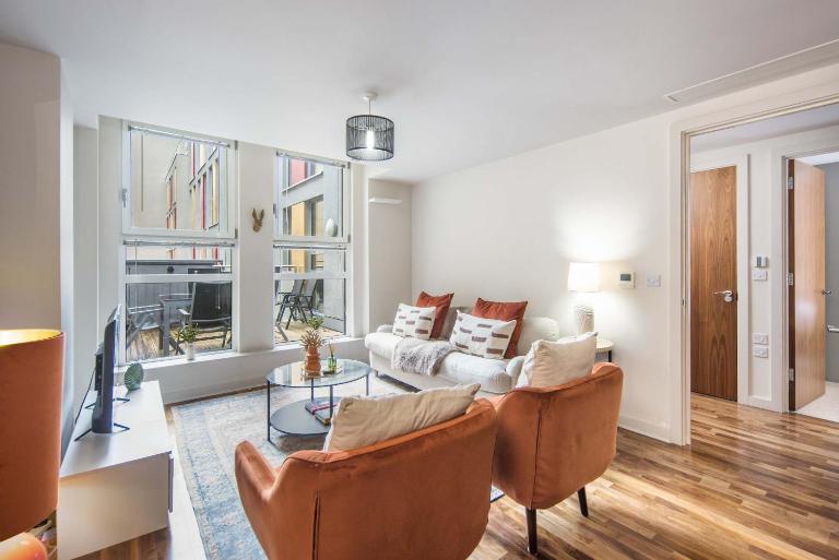 5 Mins Walk to Moorgate, Tranquil City Retreat - B&B London