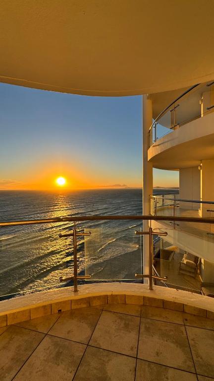 Hibernian Towers 1503 - Bed and Breakfast Strand