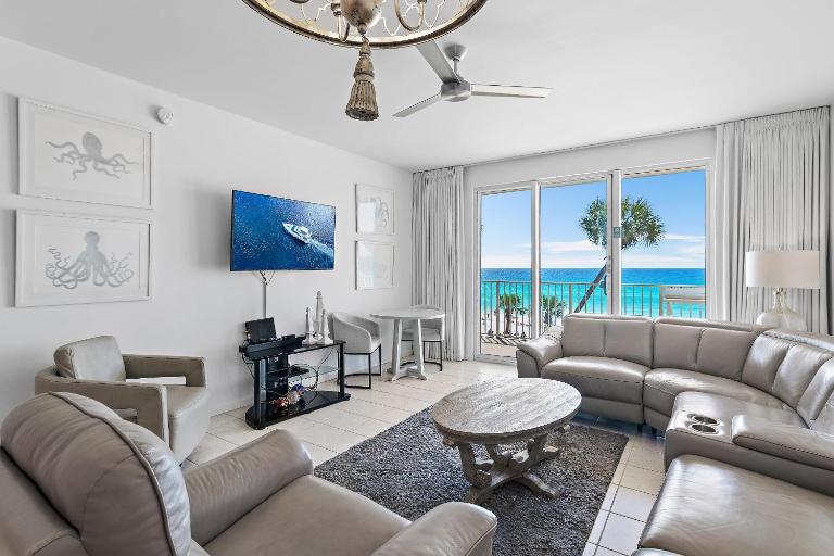 Majestic Sun 302A - B&B Destin