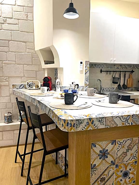 MAIOLICA Holiday House - B&B Trani