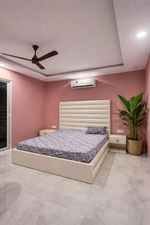 Shiv kashi farm luxury 3bhk with big pool - B&B Noida