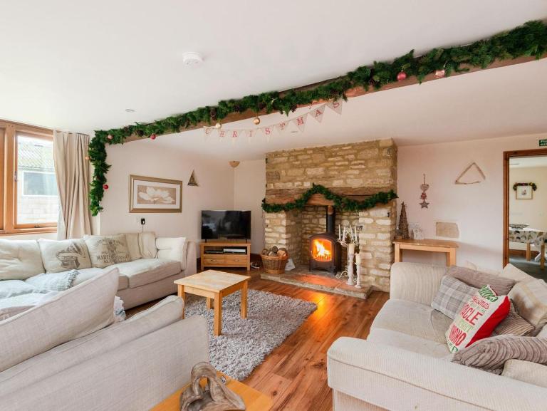 6 Bed in Witney oc-cc028 - Ferienwohnung Stonesfield