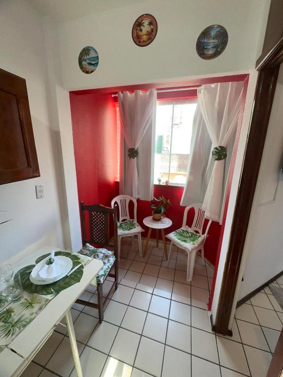 Kitnet completa I Wi-Fi e Garagem 205 - Bed and Breakfast Balneário Camboriú