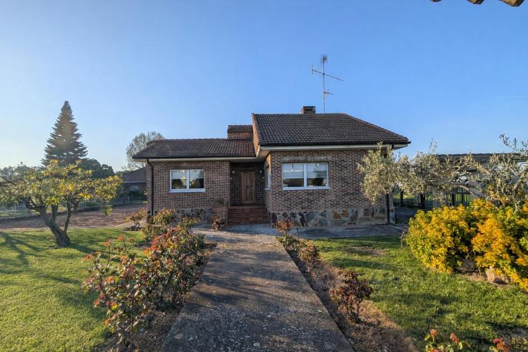 Chalet en La Rioja para familias y grupos - B&B Tricio