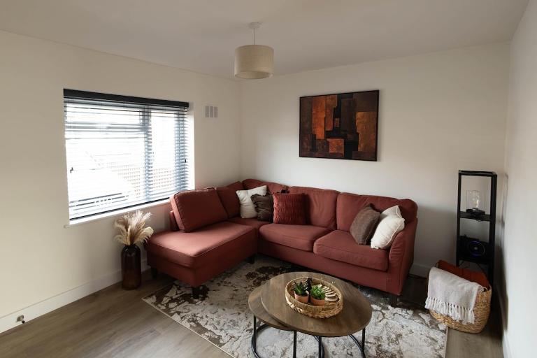 Contractor Friendly 3BR Sleeps 5 - Ferienwohnung Duckmanton