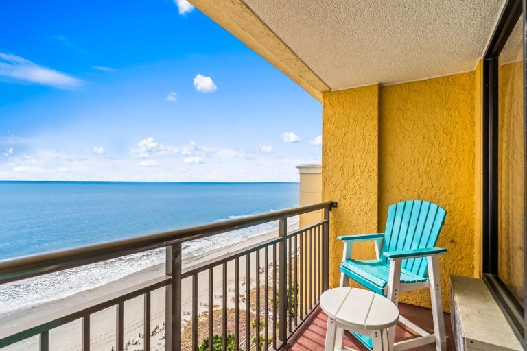 Caravelle Resort Unit 1541 - Oceanfront - B&B Myrtle Beach