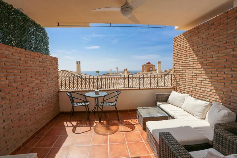Adnadnia sea views & pool II - B&B La Herradura