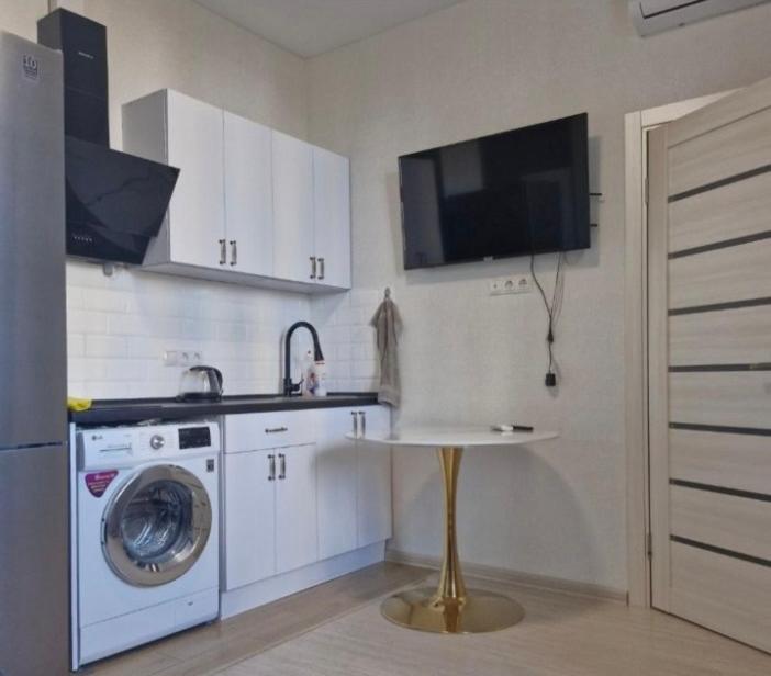 Квартира подобово ЖК Одіссей Люстдорфська дорога 55 НОВОБУДОВА - B&B Odesa
