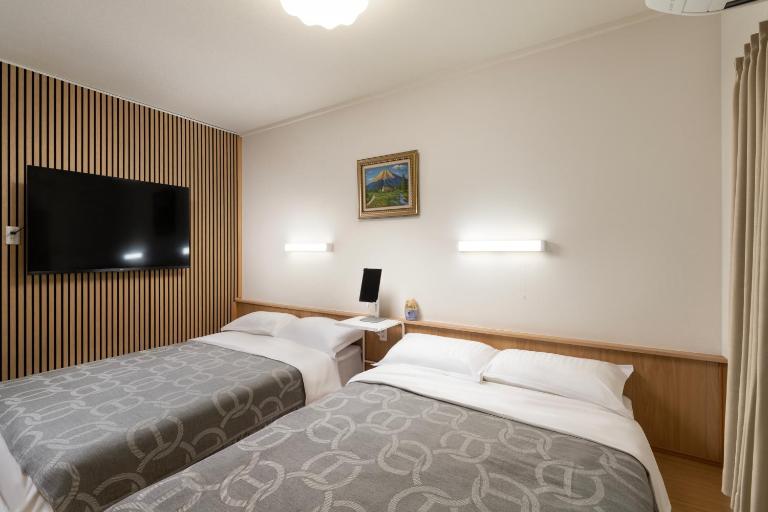 Torinoma 鳥の間 Cozy Japanese Rooms Fukuoka - Bed and Breakfast Fukuoka