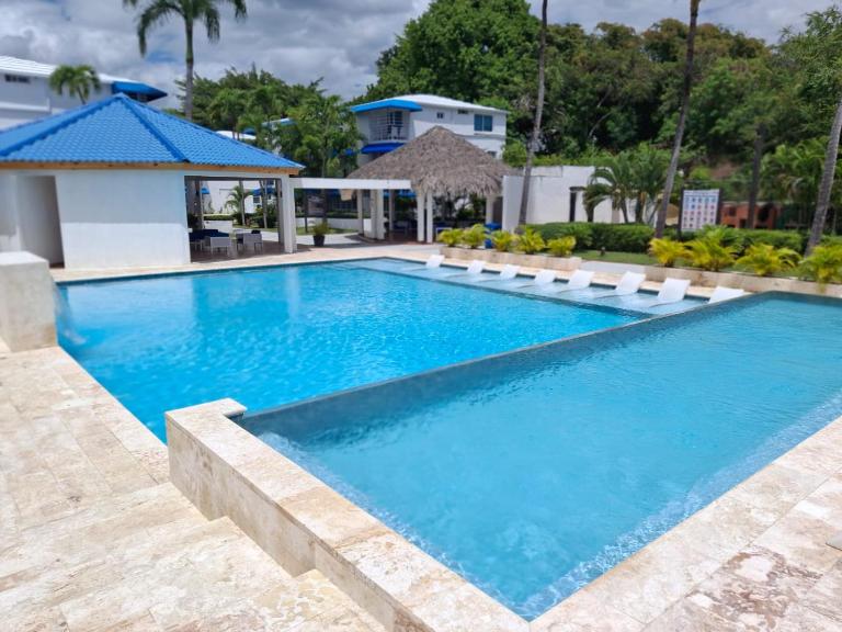 Playa-Jacuzzi-BBQ-Gazebos Gazebos-Wifi- Netflix-HBO- Al Lado De Hoteles, Campos De Golf, Minimarkets, Restaurantes, Bares, Tiendas y Comercios - B&B Guayacanes, San Pedro de Macoris