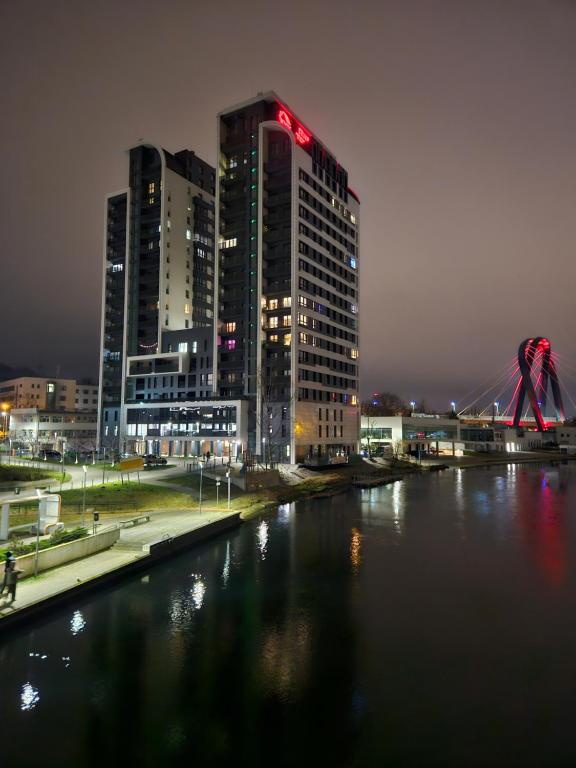 River Tower 14th Floor Luxury, Kler Design, City and Nature View - Chambres d'hôtes Bydgoszcz
