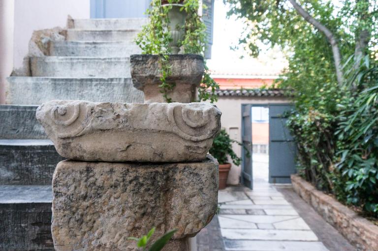 Acropolis Villa in Plaka - B&B Athens