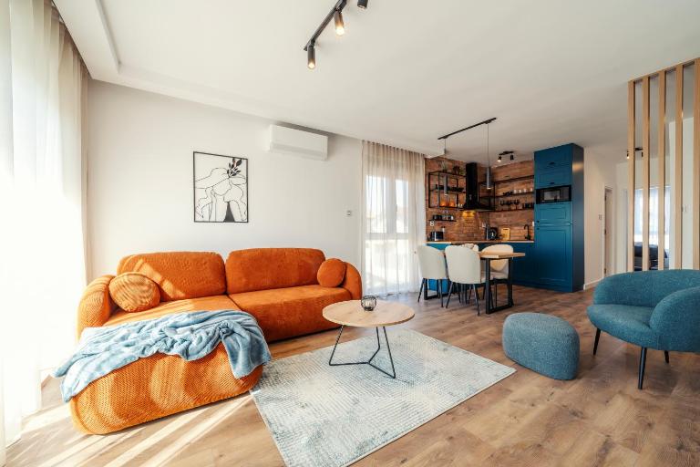 Zara Garden Apartment - Bed and Breakfast Novi Sad