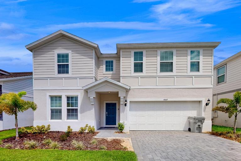 Inviting family-friendly home w/private pool, spa, central AC, & W/D - Chambres d'hôtes Davenport